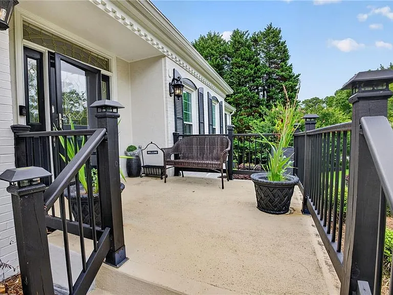 2982 Northbrook Dr — Photo 20