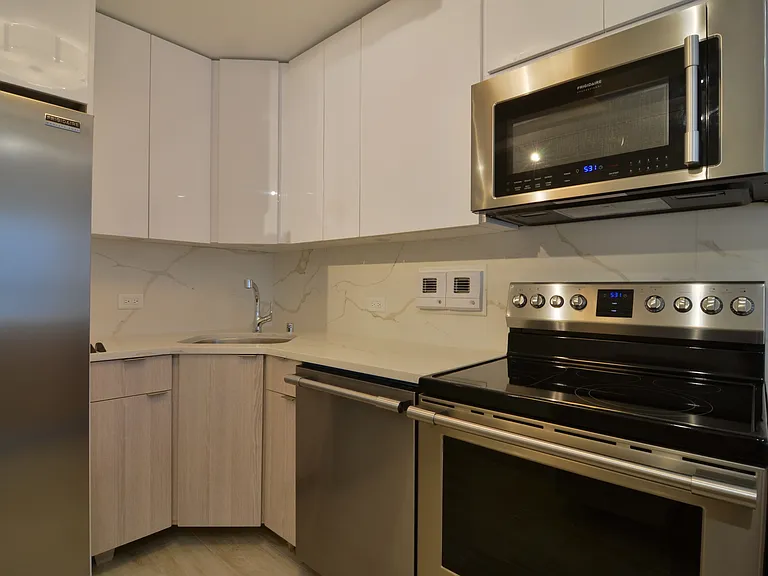 405 N Wabash Ave #707 — Photo 6