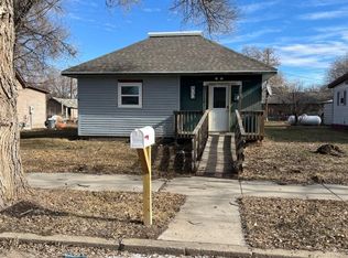 310 2nd Ave E, Mobridge, SD 57601