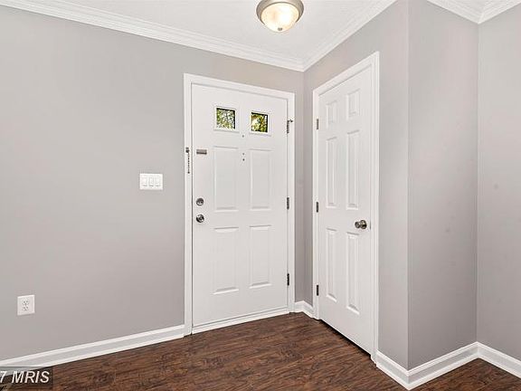 2nd image of 160 Foxchase Dr