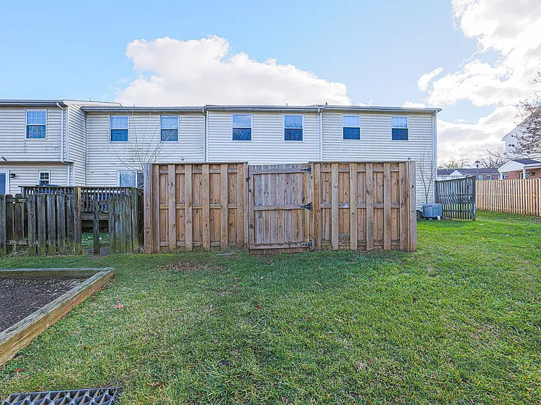 14 Luffing Ct — Photo 15