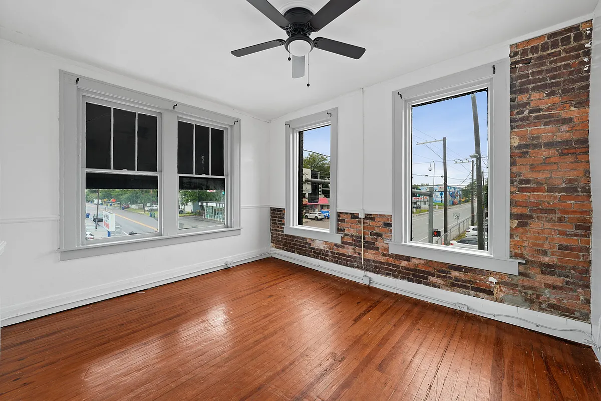 Building Photo - 4713 N Florida Ave #A