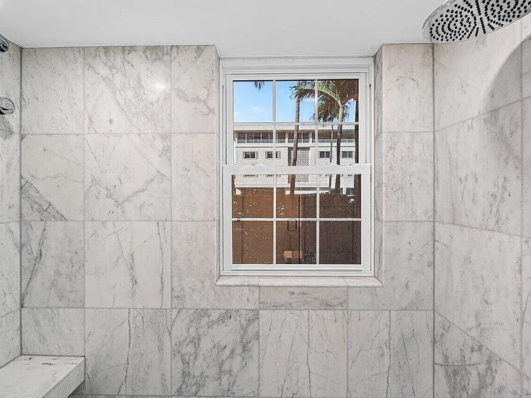 226 Brazilian Ave #1A — Photo 18