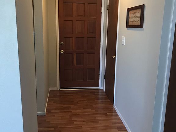 5th image of 418 W Deodar Dr