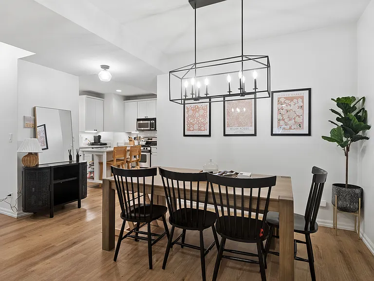 1314 W Winnemac Ave #G — Photo 6