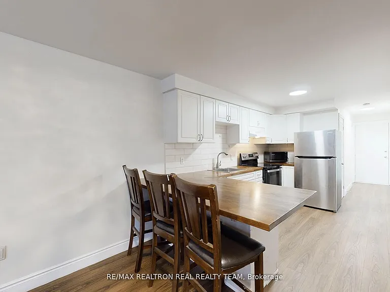 1129 Cannon St E #C1 — Photo 9