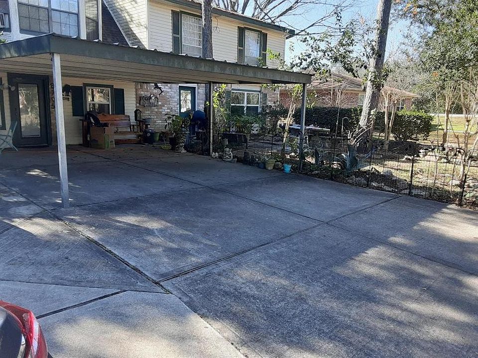 1st image of 8715 Acorn Ln