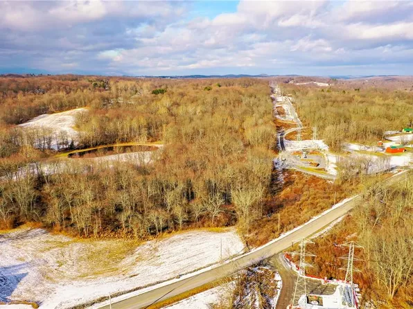 969 Netherwood Road, Hyde Park, NY 12538