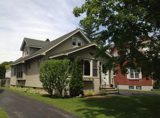 10 Turner Pl, Albany, NY 12209