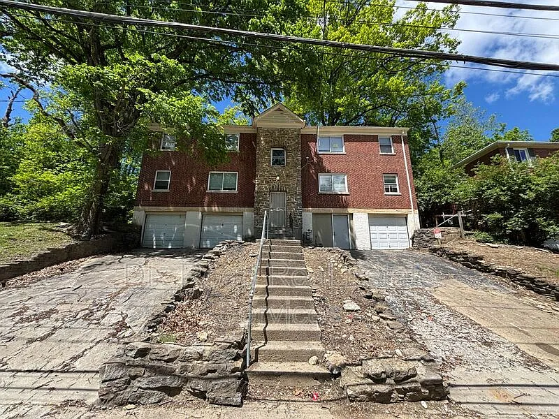 3121 Gobel Ave #3
