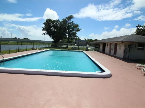 201 NW 32nd Ct, Pompano Beach, FL