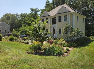 147 Kimball Rd, Amesbury, MA 01913