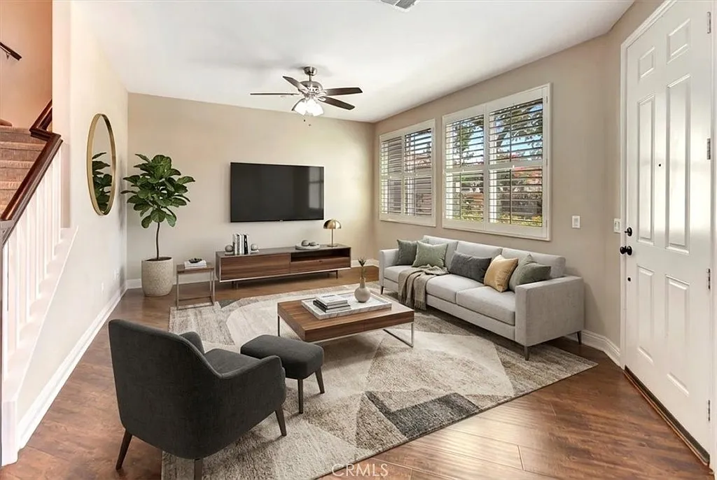 3 bed, 2.5 bath, 1700 sqft, $4,175 — Photo 4