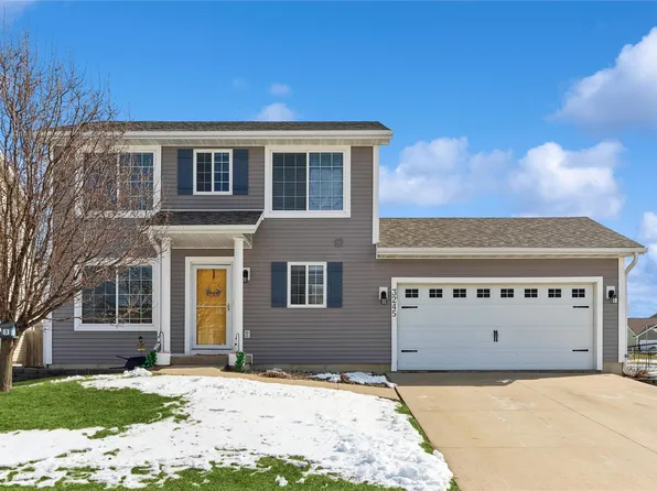 3245 Lennon Ln, Marion, IA 52302
