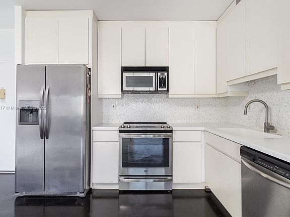 3rd image of 3 Island Ave APT 10J