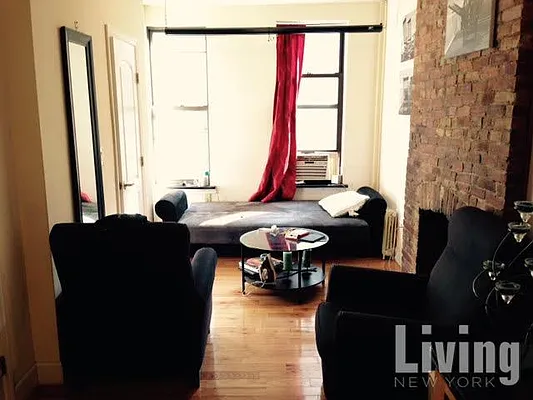Rented by Living New York | media 32