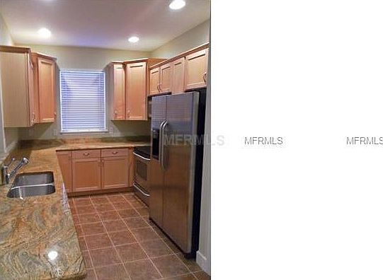 3rd image of 2227 Mount Vernon St #D