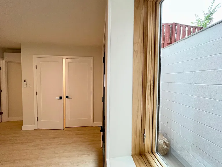 620 Orleans Pl NE #B — Photo 15