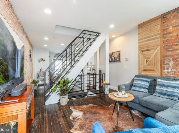 1811 N Mutter St, Philadelphia, PA 19122