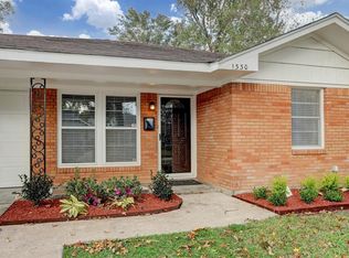 1330 Richelieu Ln, Houston, TX 77018