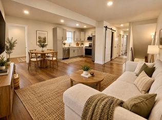 307 E Jefferson St, Stoughton, WI 53589
