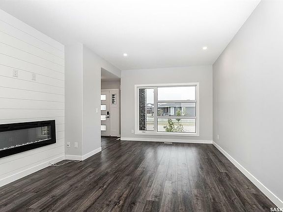 5th image of 250 Brighton Blvd