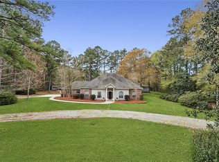 19 Suwanee Dr, Covington, LA 70435