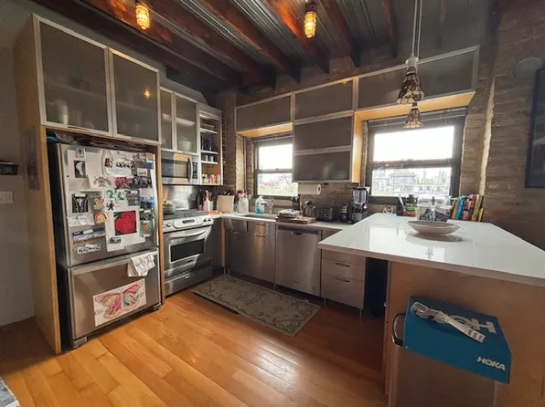 1151 W Erie St APT 4F, Chicago, IL 60642