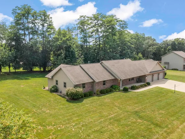 6 Hawthorn Cv, Morton, IL 61550