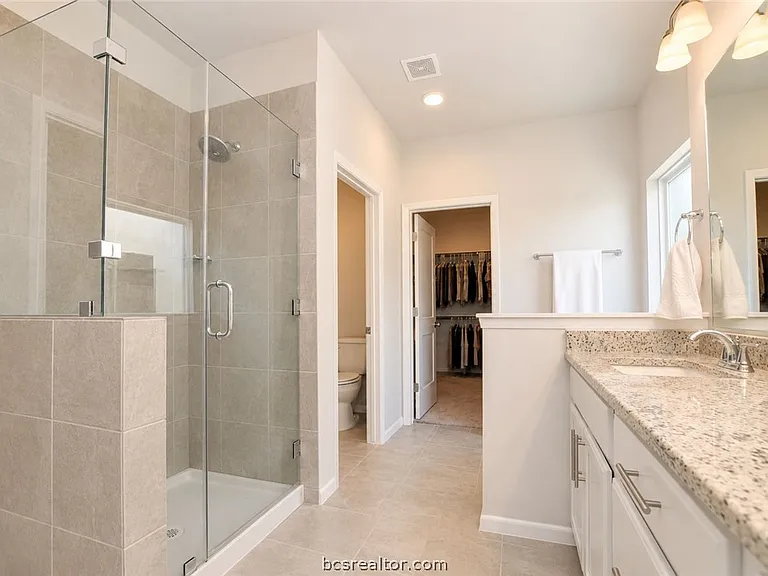 6215 Rockford Dr — Photo 9