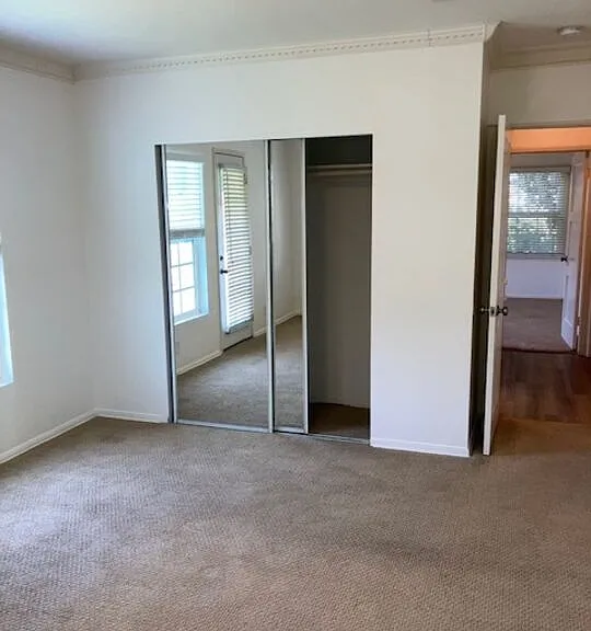 401 N Van Ness Ave #3 — Photo 13