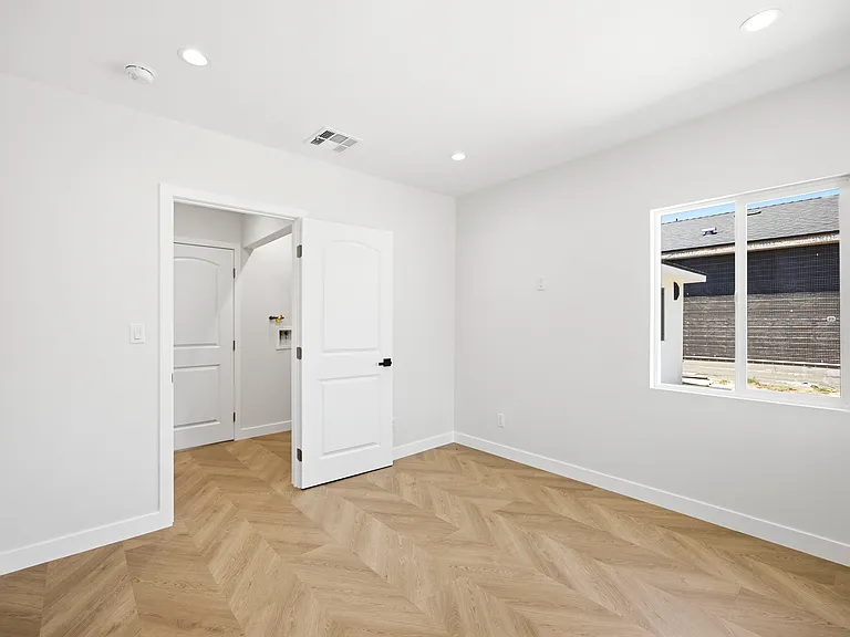 607 Wolfskill St — Photo 19