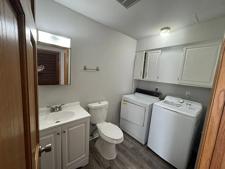 1694 Molitor Road — Photo 6