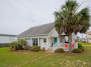 3008 3rd St, Surf City, NC 28445