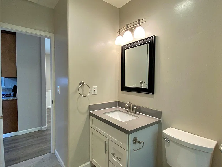 245 Chiquita Ave — Photo 13