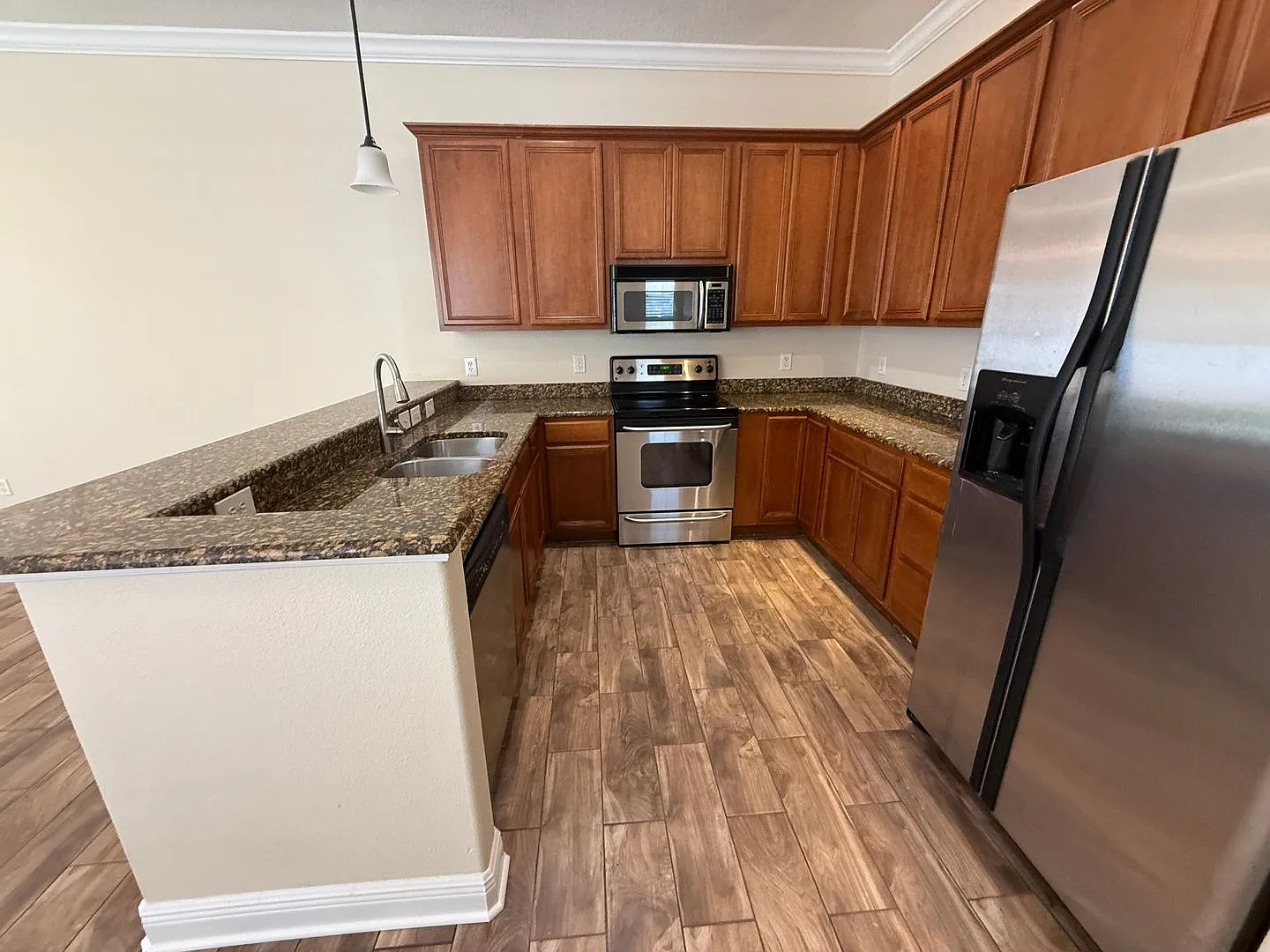 Orlando: 3 Bed/2.5 Bath, 2 Story Townhome In Golden Heights! — Photo 3