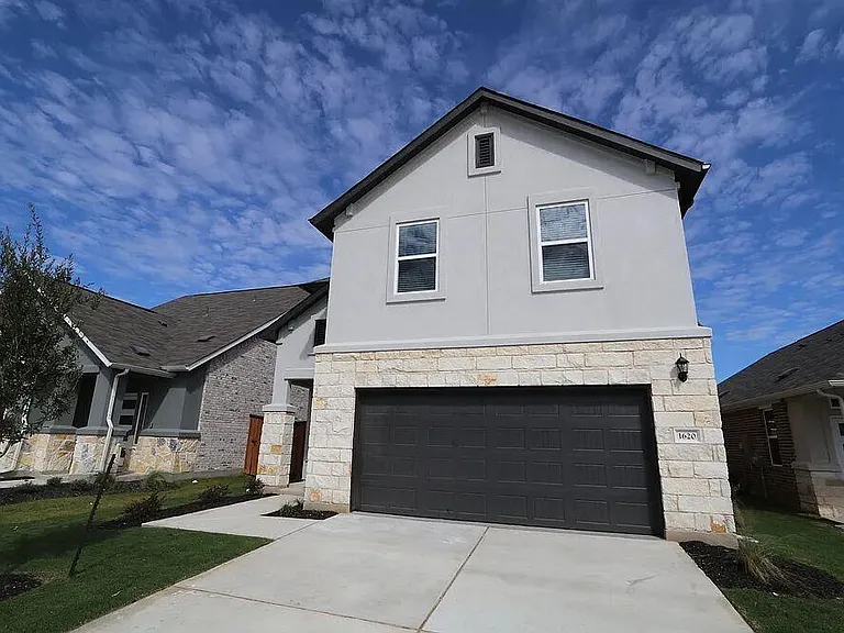 1620 Purple Martin Dr — Photo 1