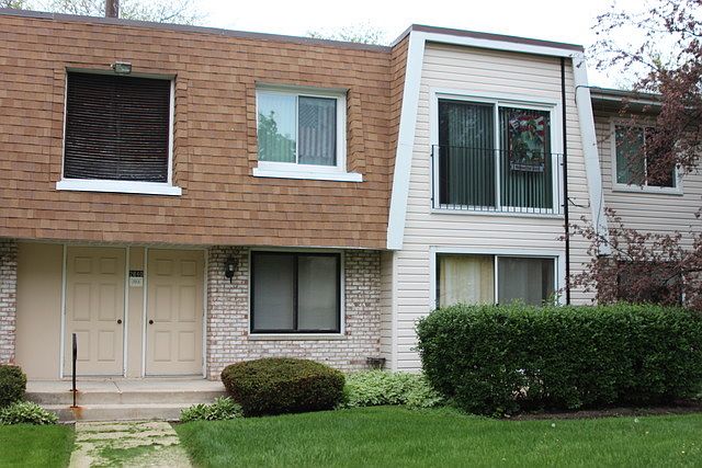 1st image of 2840 Mitchell Dr APT 3