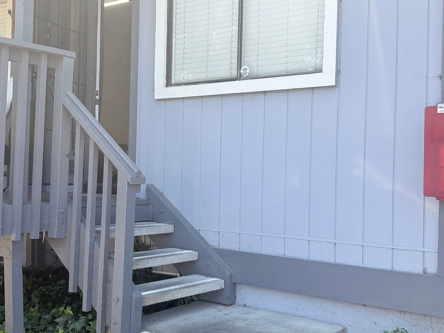 2 bed, 902 sqft, $2,700 — Photo 2