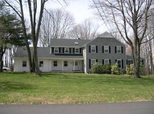 21 Roberts Rd, Warren, NJ 07059