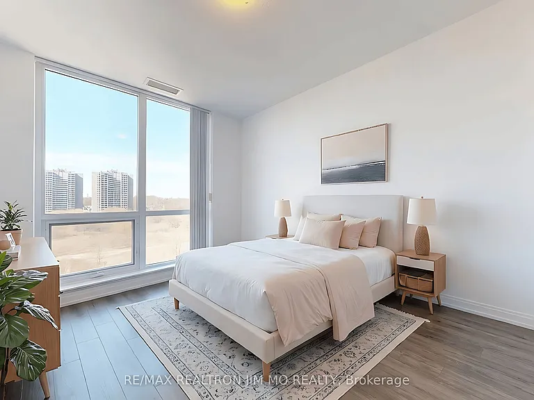 255 Village Green Sq #808 — Photo 22