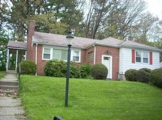 17 Claridge Dr, Worcester, MA 01602