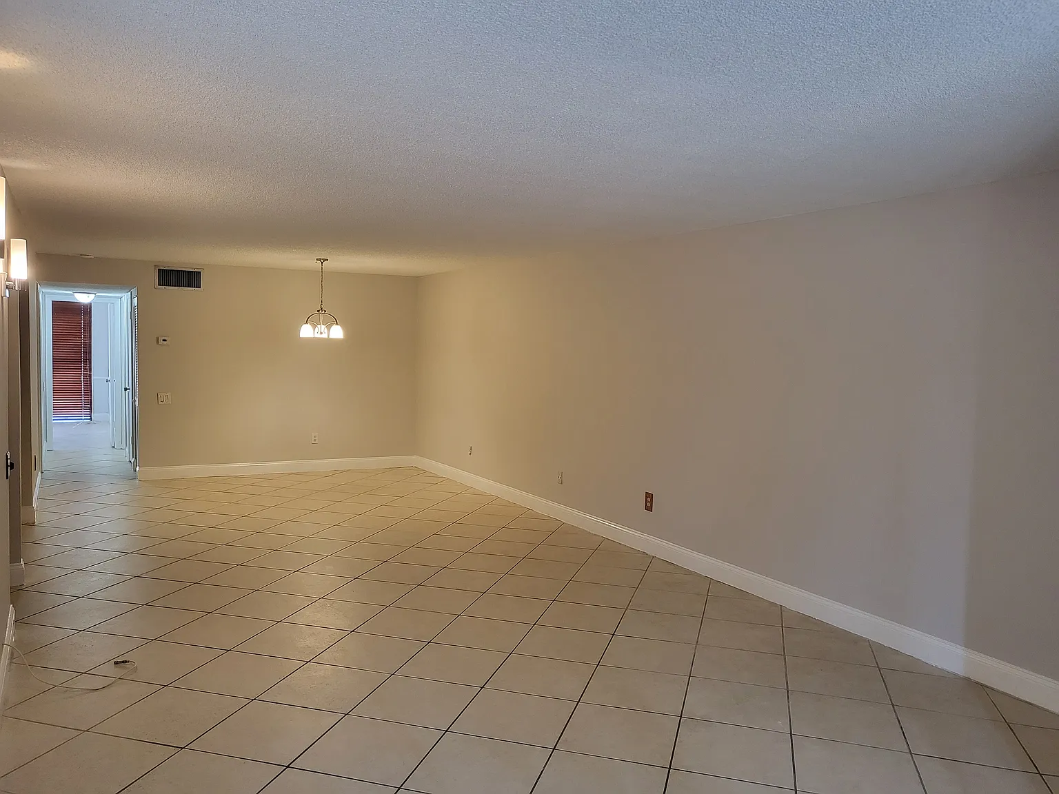 2 bed, 1470 sqft, $3,200 — Photo 3