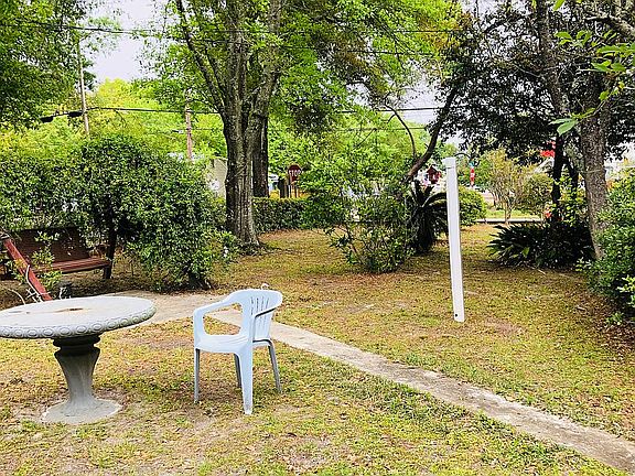 Side yard