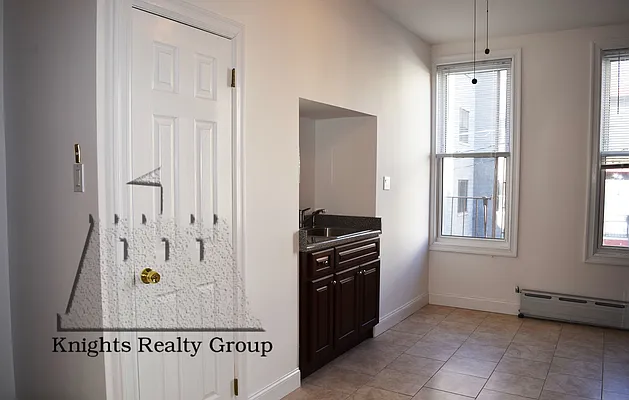 Rented by CIMINO CONO | media 31