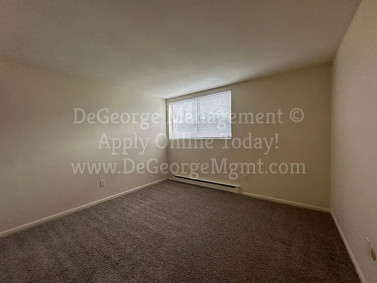 Parkview Apartments — Photo 15