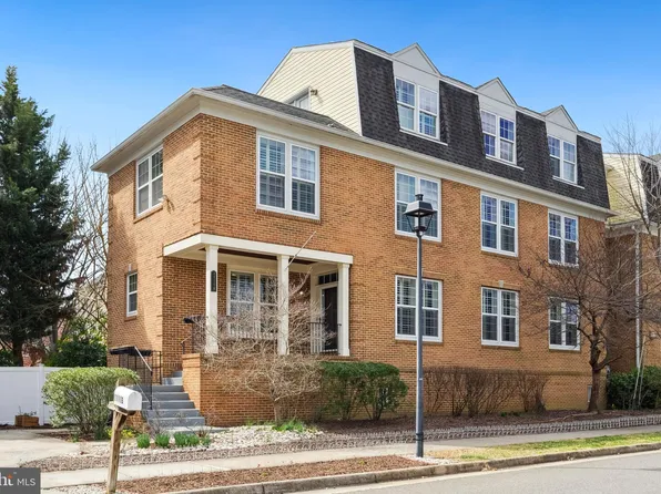 1111B I St, Alexandria, VA 22307