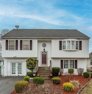 155 Lucerne Rd, Springfield, MA, 01119