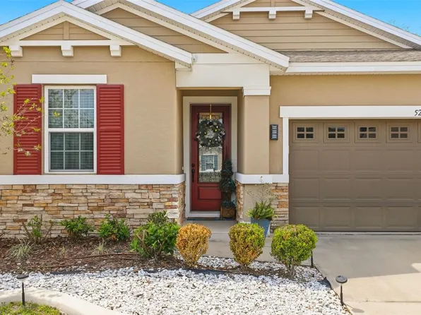 5256 Meadow Song Dr, Okahumpka, FL 34762