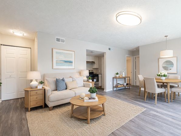 95 Willow Springs Rd #G-G33